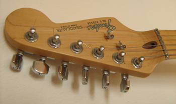 Bild "git_headstock_01.jpg"
